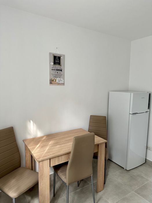 Proprietar închiriez apartament cu 2 cam Calea Sagului