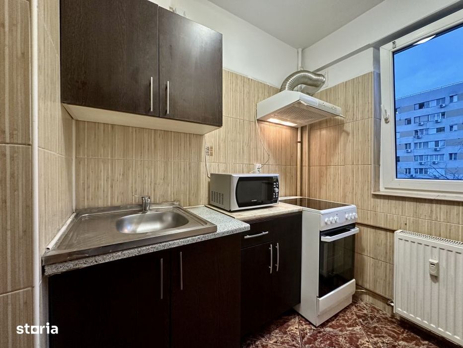 Garsoniera 31 mp, Drumul Taberei, metrou Favorit, 349 euro