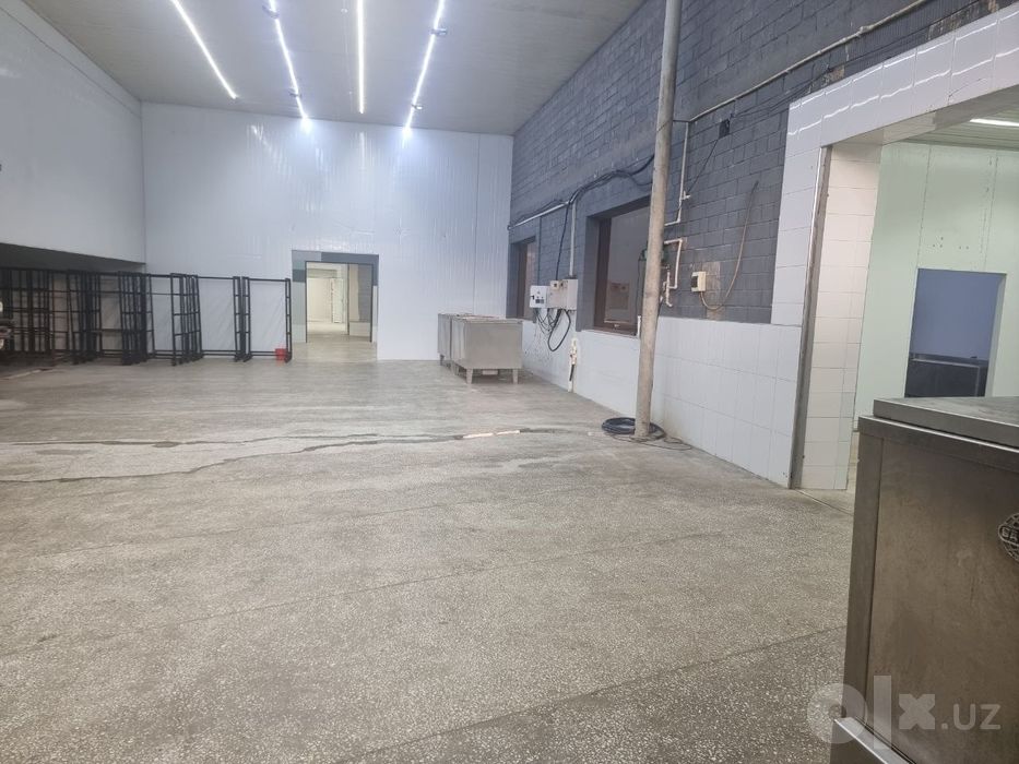 Продаётся производственный комплекс — 2 600 м²