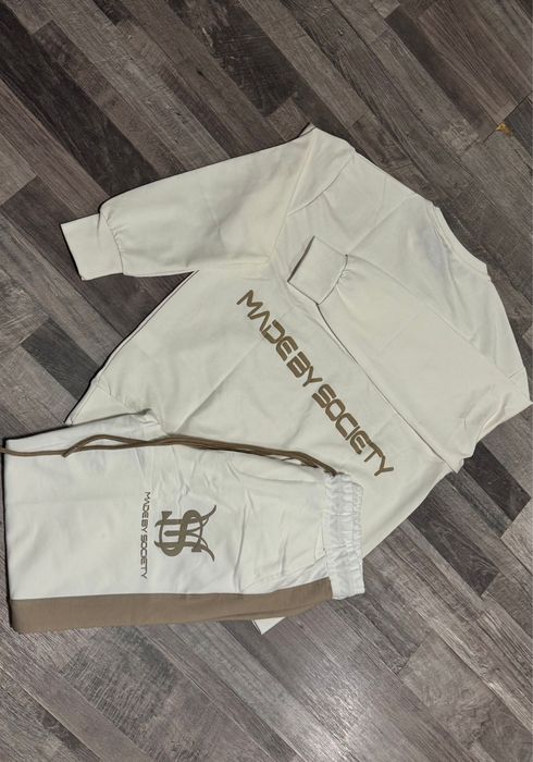 Trening made by unisex