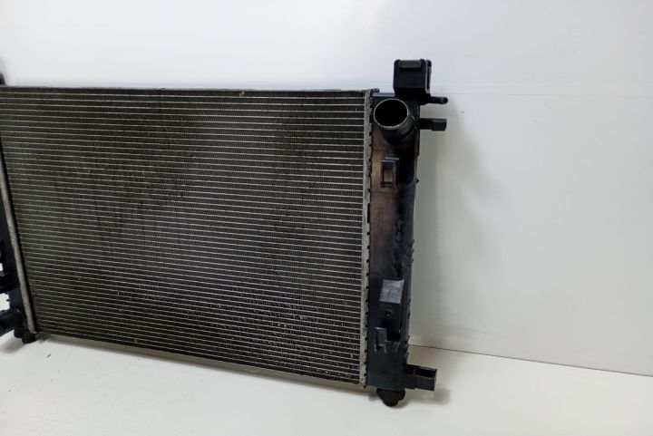 Radiator  racire  214100078R Dacia Sandero a 2-a generatie seria