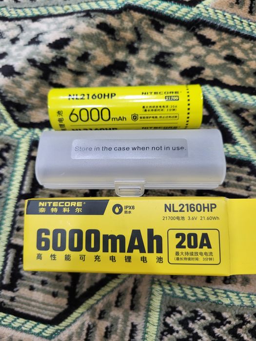 Аккумулятор Nitecori.