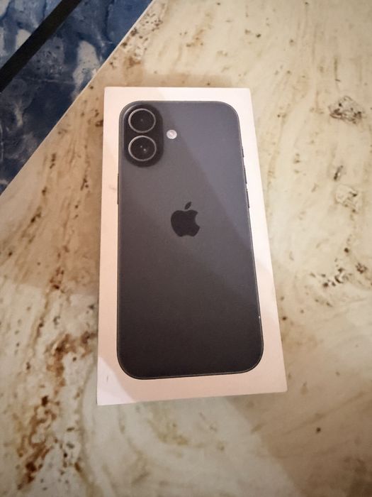 Iphone 17 , 11 luni Garantie.
