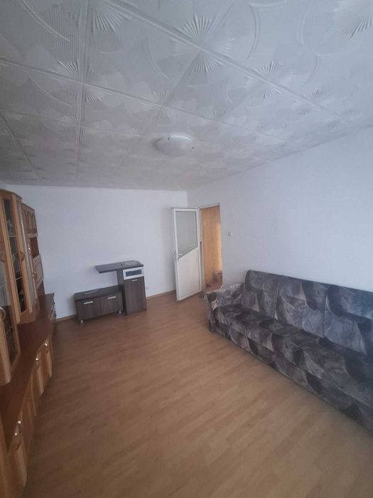 Apartament 3 camere de vânzare