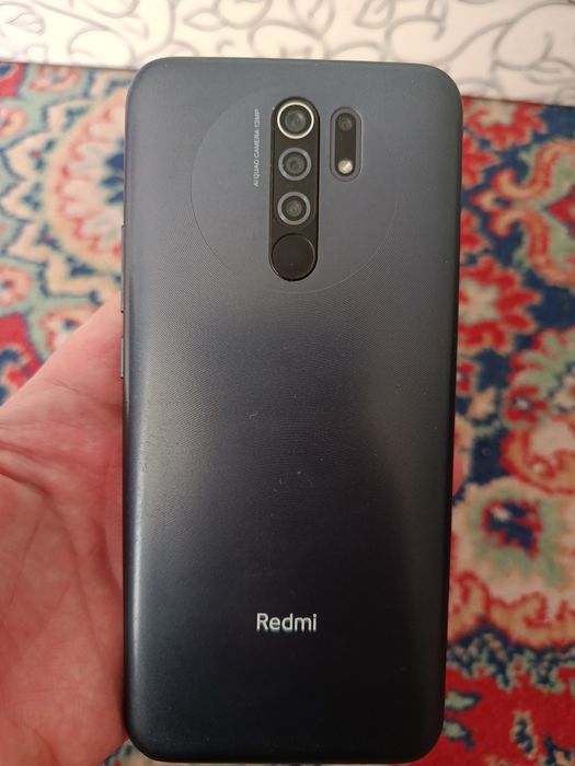 Продам телефон Redmi 9