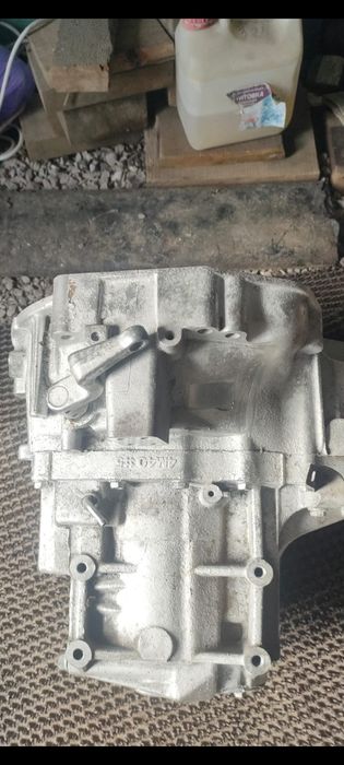 Авто запчасти ,каропк нисан алмеро,