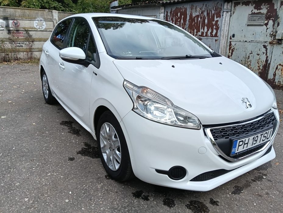 Peugeot 208 2015