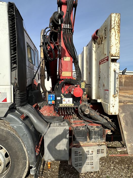 Iveco eurotrakker 18 tone cu macara