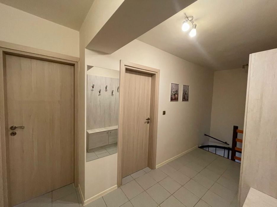 Дава се под наем Тристаен апартамент в София, Студентски град - 125 кв.м за 875 € - Снимка #4