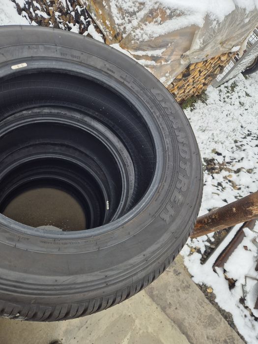 Anvelope Noi 265 60 R18. 265 60 R18 Dunlop AT