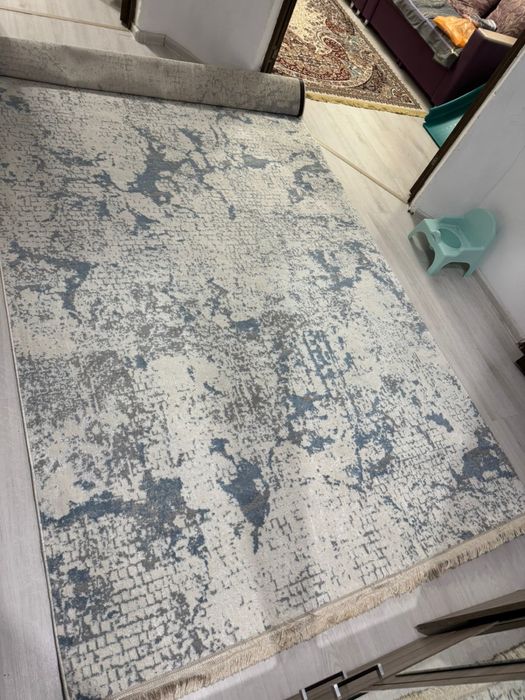 Продам ковры 2/3,2/3,2/1,5