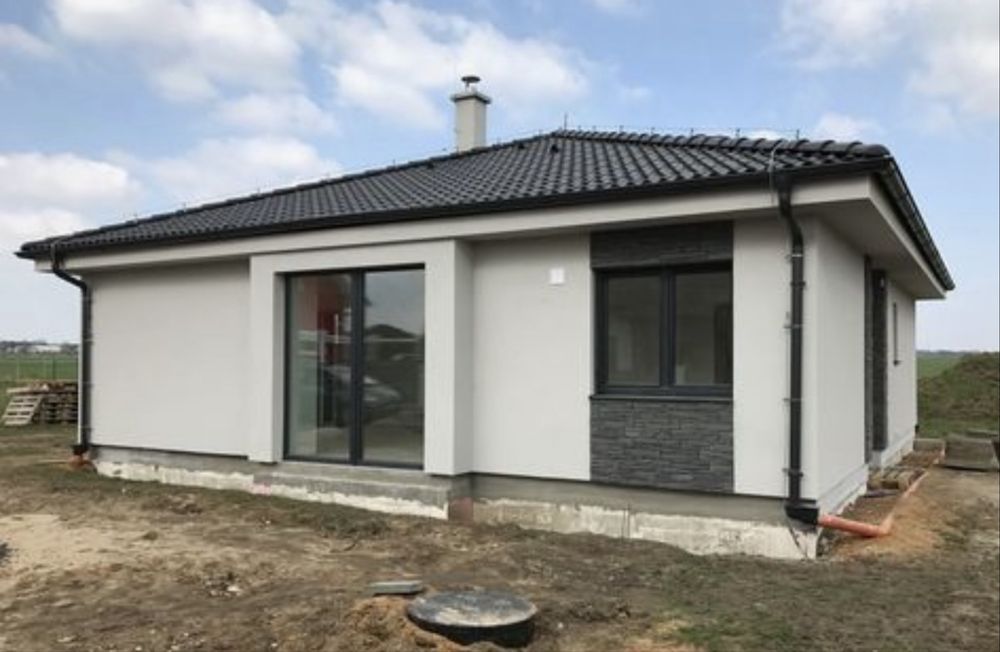 Vand Case modulare pe structura metalica