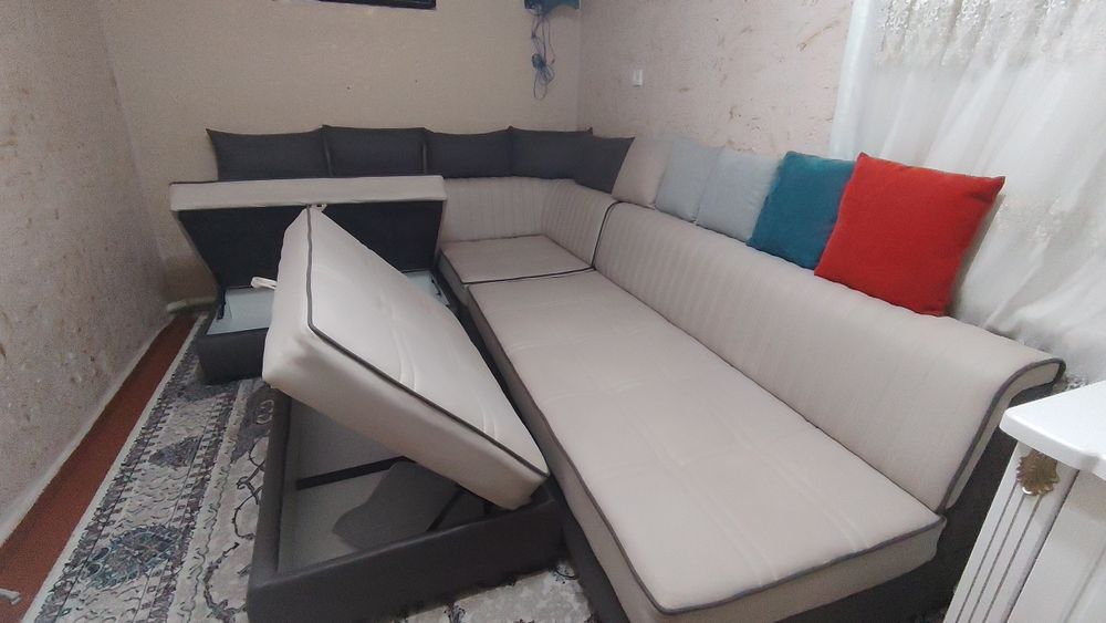 Ugalok mebel sotiladi sastyanasi zor 4 oy boldi olinganiga