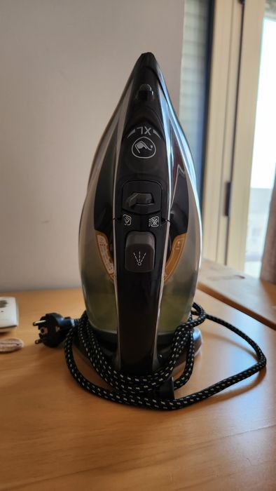 Fier de calcat TEFAL