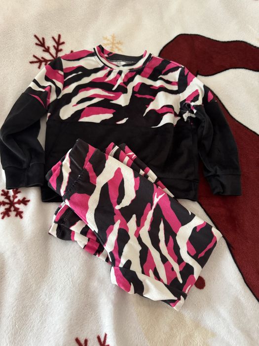 Compleu catifea fete