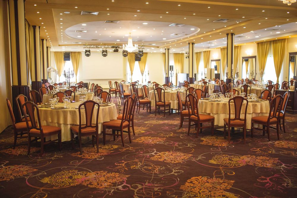 Organizăm majorate, nunți, botezuri