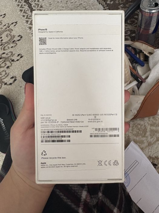 Продам айфон 16, 128 г