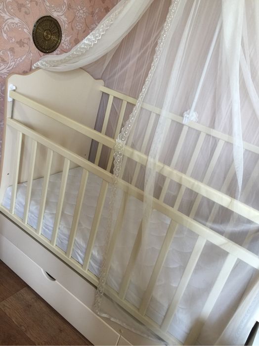 Продам детскую кровать