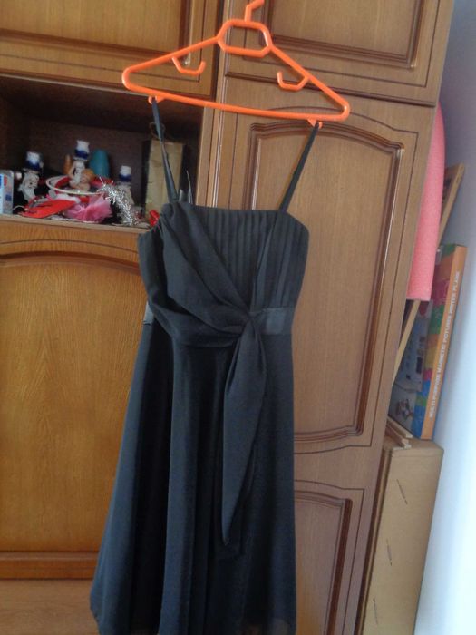 Vand rochie de  vara pt dama 2.