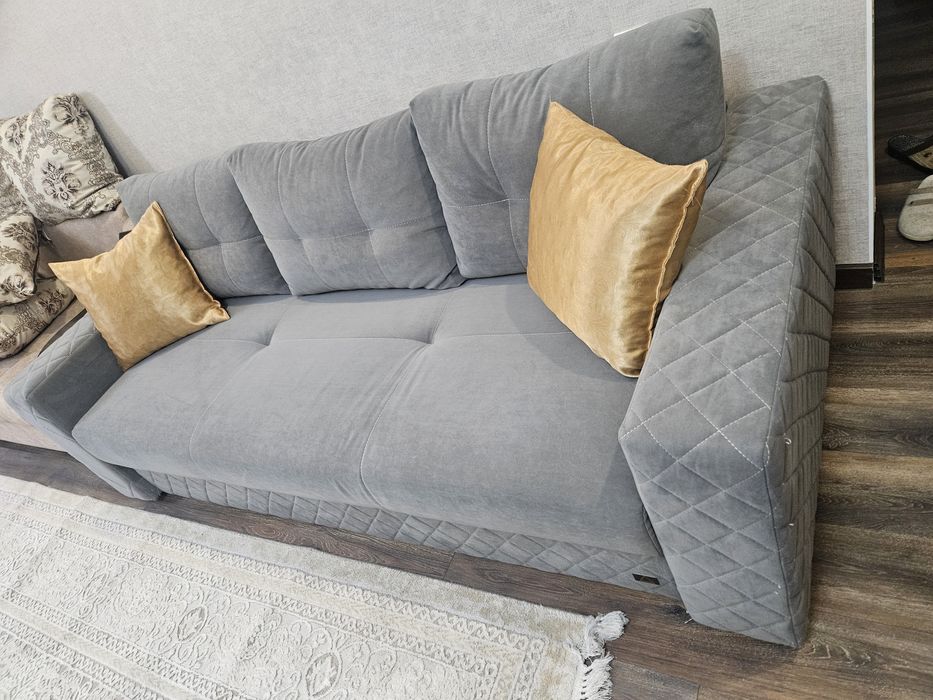 Продам диван КШТ