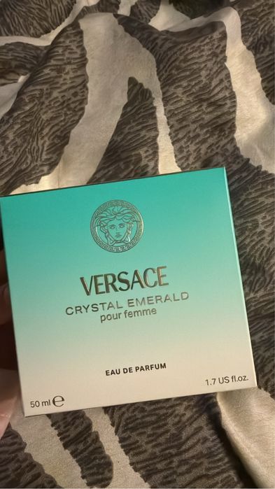 Versace emerald 50ml парфюм