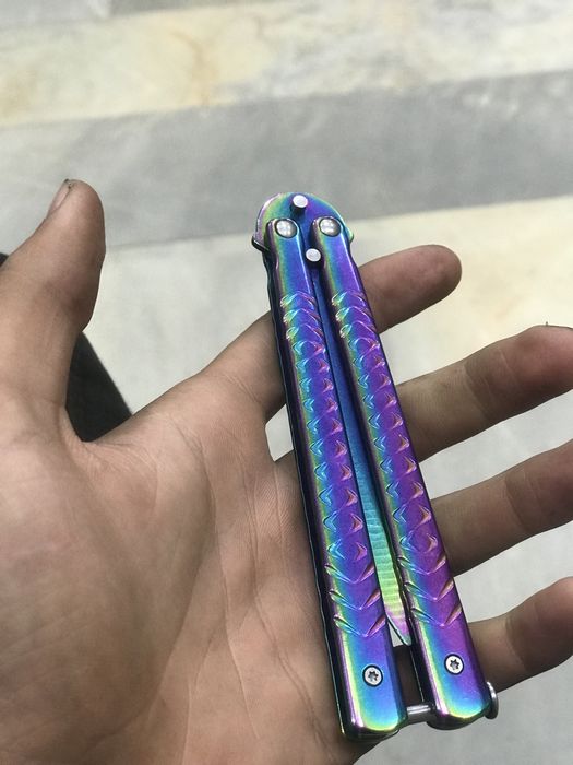 Babichka pichoq sotiladi