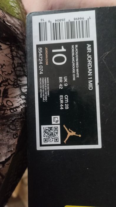 JORDAN 4  marimea 44