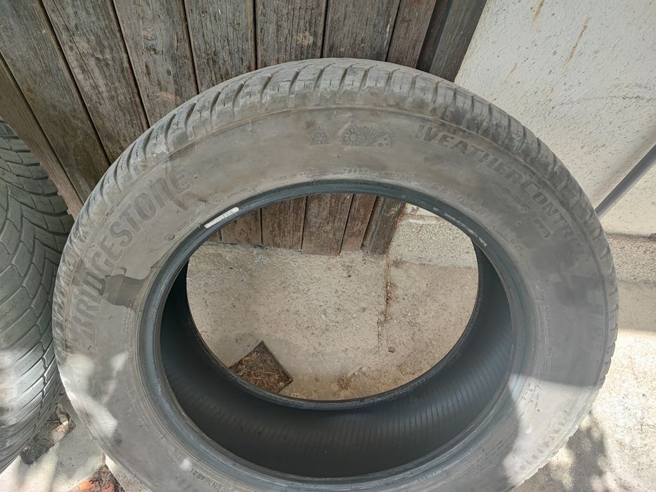 Всесезонни Гуми Bridgestone 225 60 r18