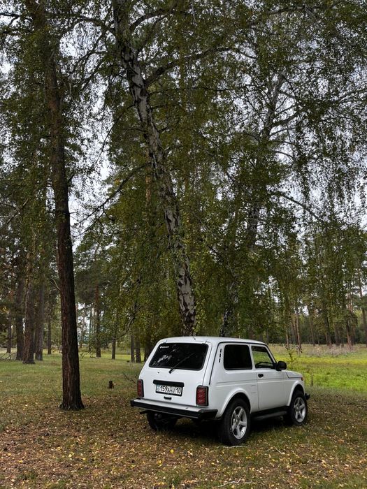 Продам ваз 21214