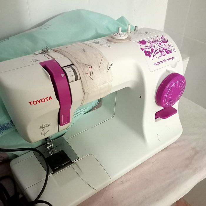 Машина для шитья