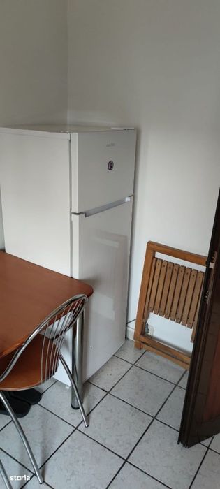 Inchiriez apartament cu 3 camere pe Str.Carpatilor 13 COMISION 0