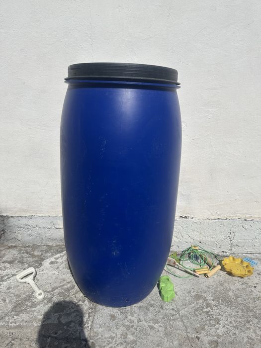 Бочка 200л (2 штуки)