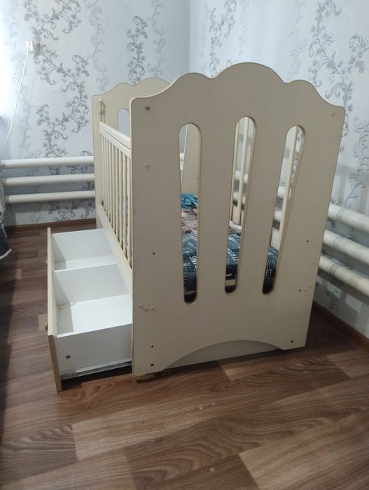 Манеж детский с качалке