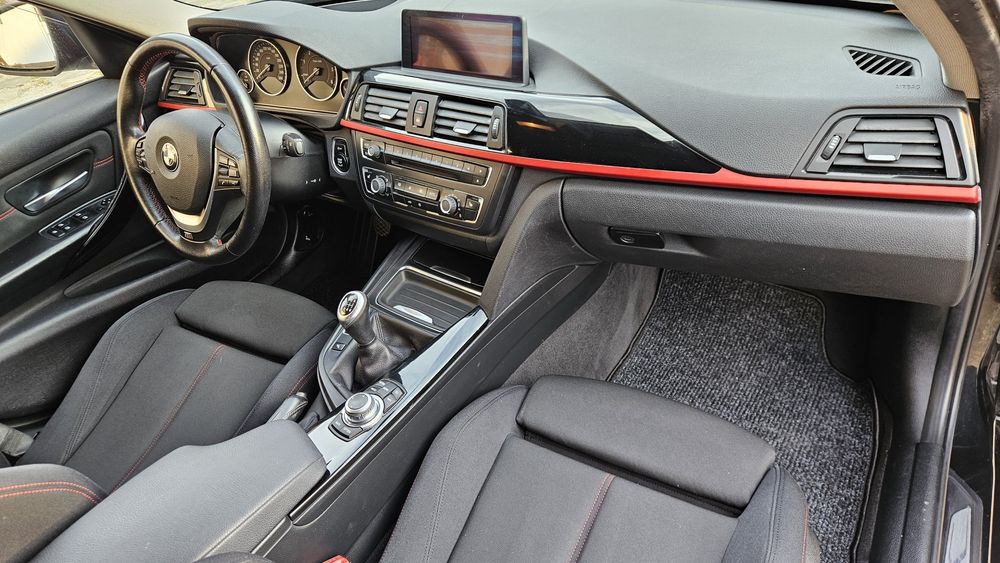 BMW 320d Sport Edition - Xenon, HUD, R19