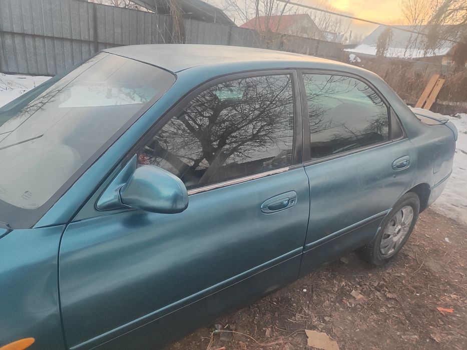 Мазда 626 Кронос продам