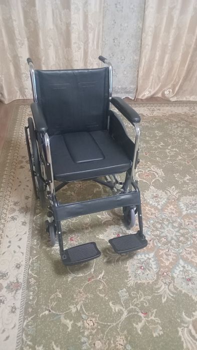Коляска. Инвалидное кресло
