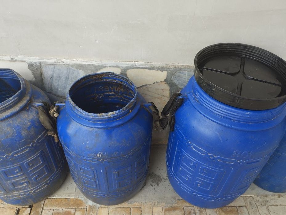 Bochkalar 6 ta sotiladi