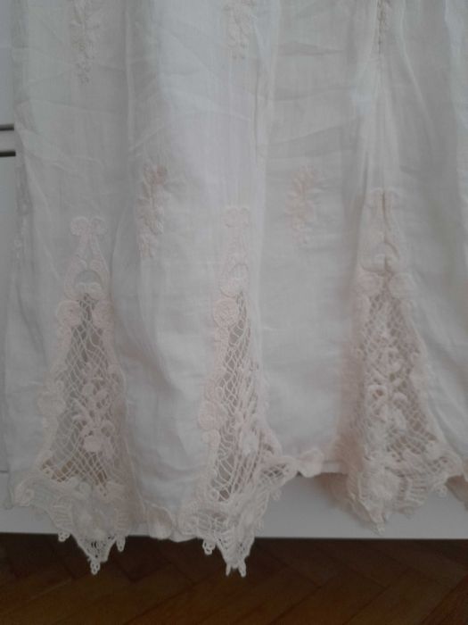 Rochie Zara cu dantela, m, 50 lei