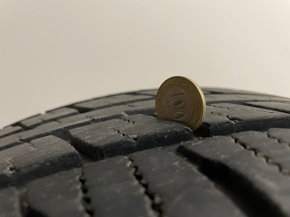 Продам шины Falken