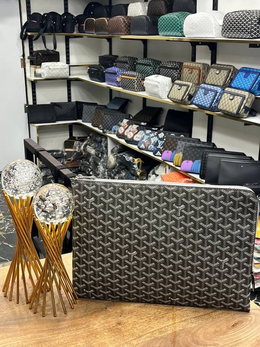 Мъжка чанта клъч Goyard