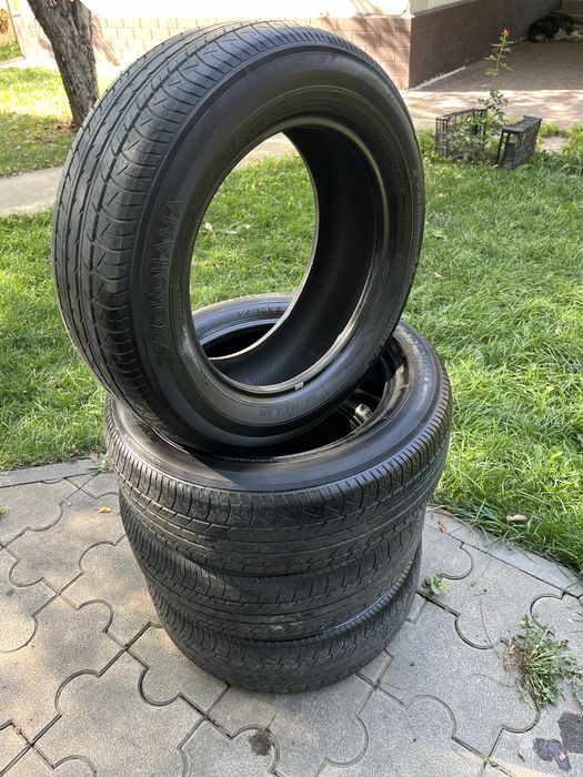 Продам летние шины 215/60/16