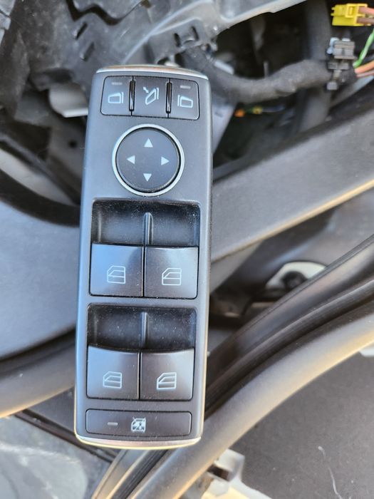 Копчета за стъкла за Mercedes W212