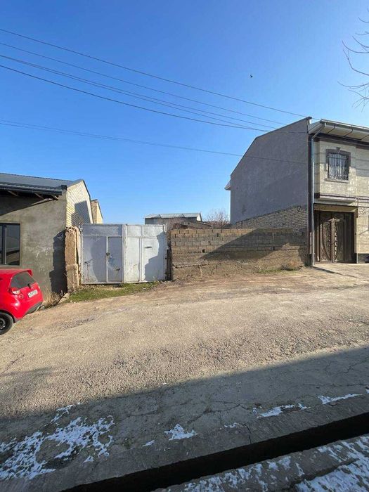 Yer maydoni sotiladi