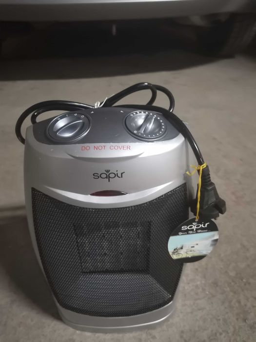 Вентилаторна отоплителна печка с керамичен нагревател