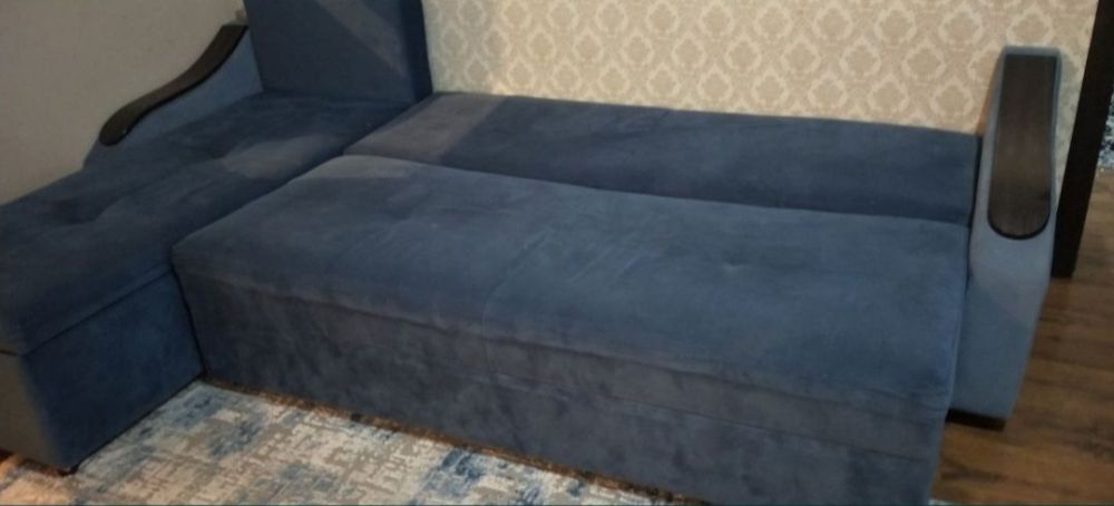 Диван угллвой 2:90/1.70