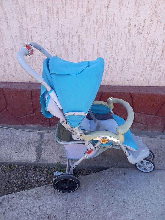 Продам коляску на лето