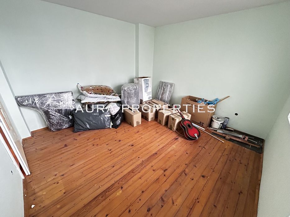 Продава се Тристаен апартамент в Разград, Варош - 79 кв.м за 1266 €/кв.м - Снимка #2