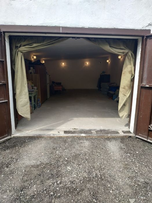 ПРОДАЮ ГАРАЖ в Михайловке