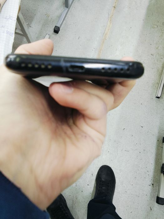 Продам телефон ln Redmi