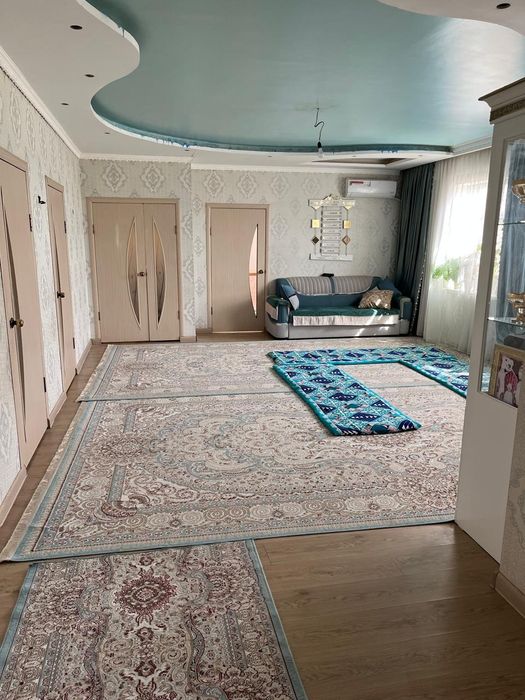 Продам большой дом.